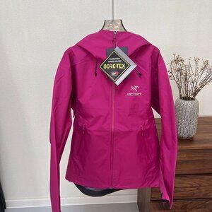 Women's Arcteryx BETA LT Jacket Solid Color Casual Sports Waterproof Sz M